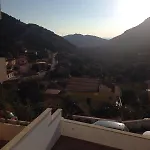 Sardinia House With Beautiful View Near Sea בית נופש *