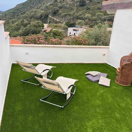 Sardinia House With Beautiful View Near Sea Сasa de vacaciones
