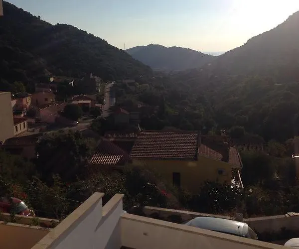 Sardinia House With Beautiful View Near Sea Tatil Evi *
